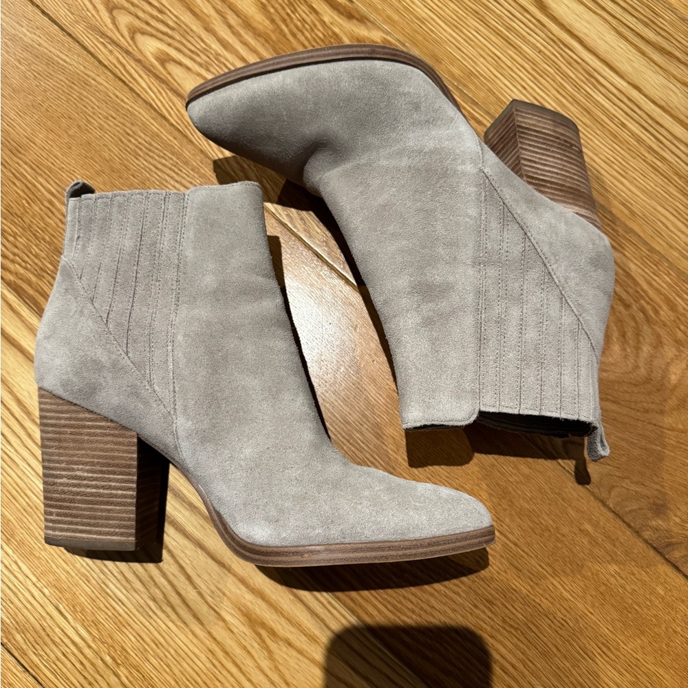 March Fisher Women's Matter Block Heel Booties, size 9